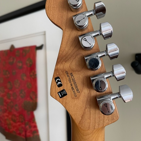 Charvel by fender dk24 Pro mod - Picture 4 of 6